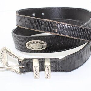 Women's Unbranded Size 36 Black Leather Ornamental Taper Belt